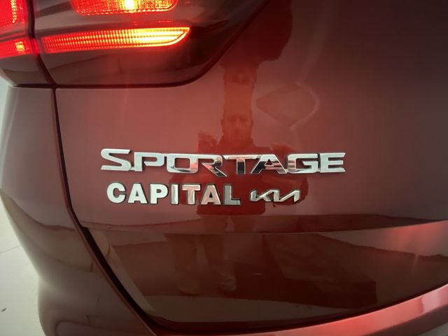 Used 2021 Kia Sportage EX w/ EX Technology Package FWD image 27