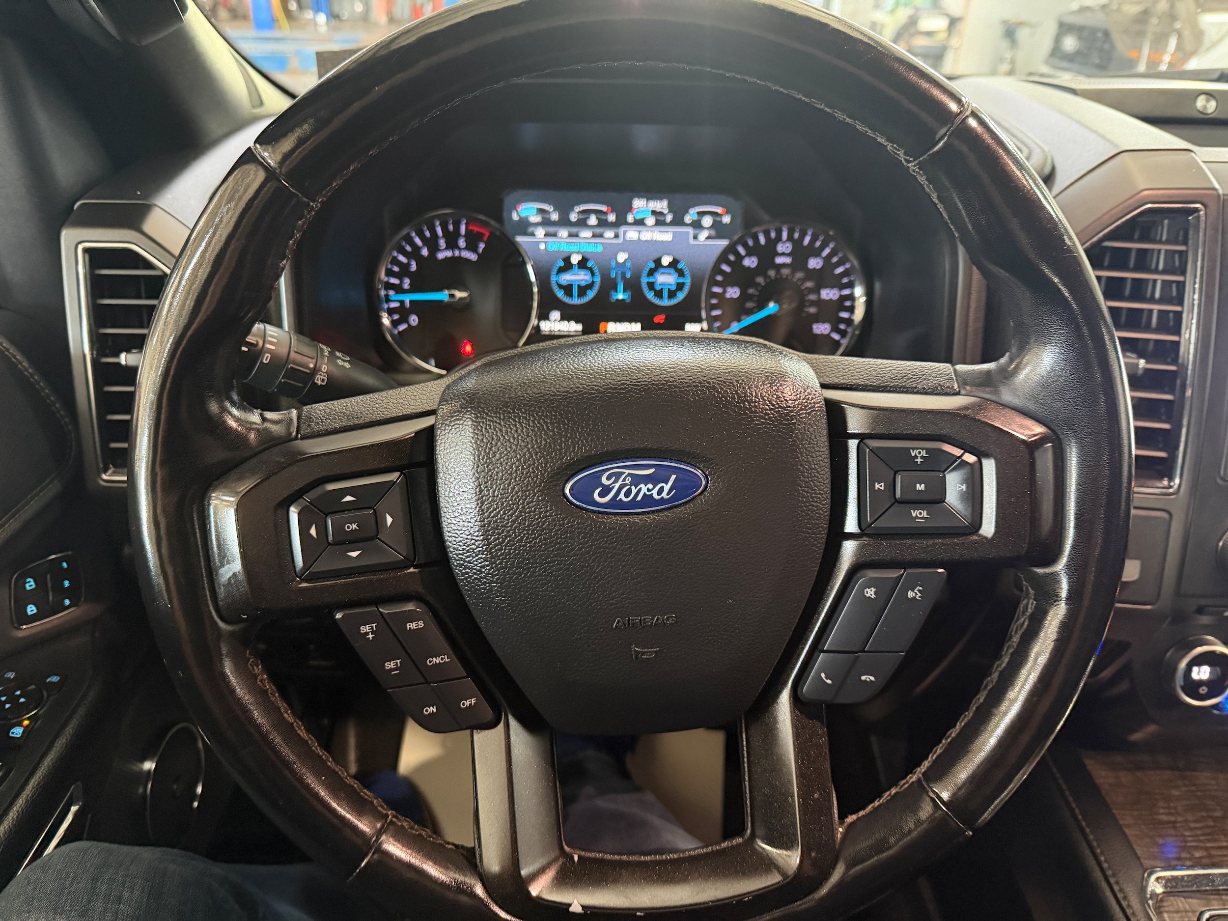 Used 2018 Ford Expedition Max Limited AWD/4WD image 29