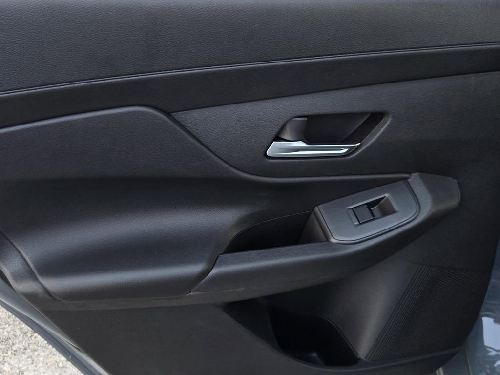 New 2026 Nissan Sentra SV image 9