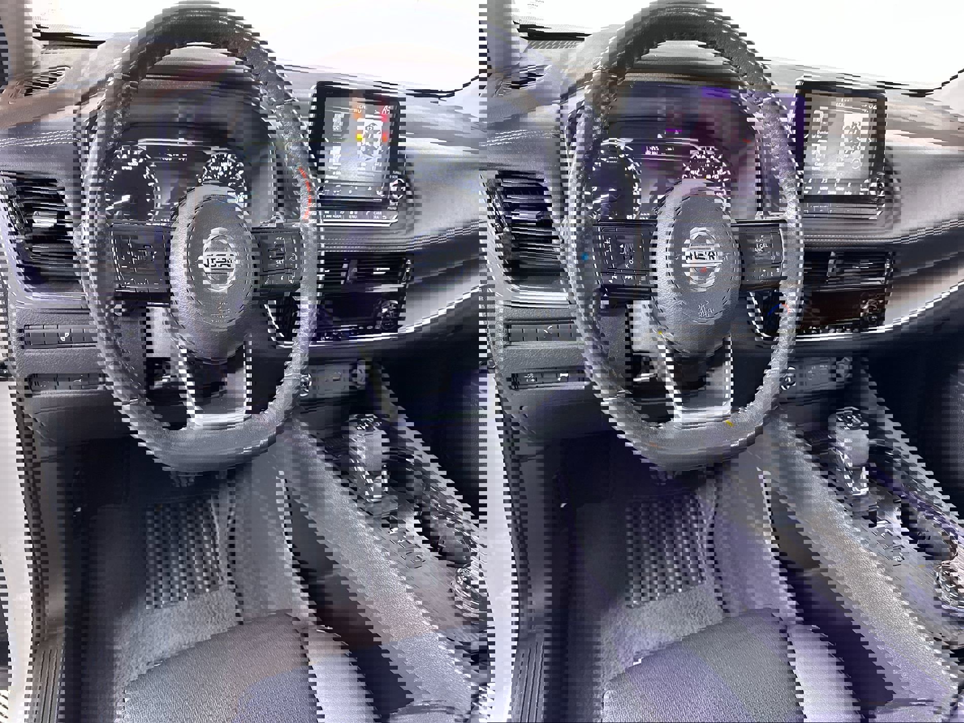 Used 2021 Nissan Rogue SV w/ Premium Package image 57