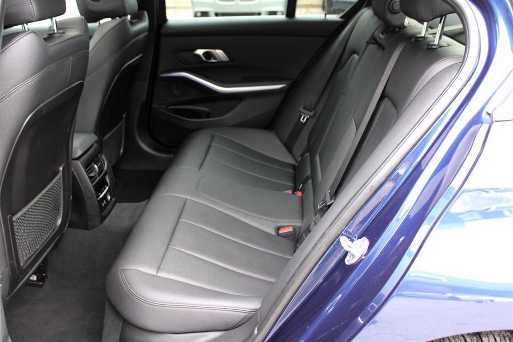 Used 2020 BMW 330i Sedan w/ Convenience Package RWD image 20