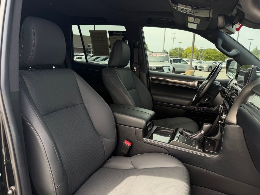Used 2023 Lexus GX 460 Premium w/ Premium Plus Package AWD/4WD image 34