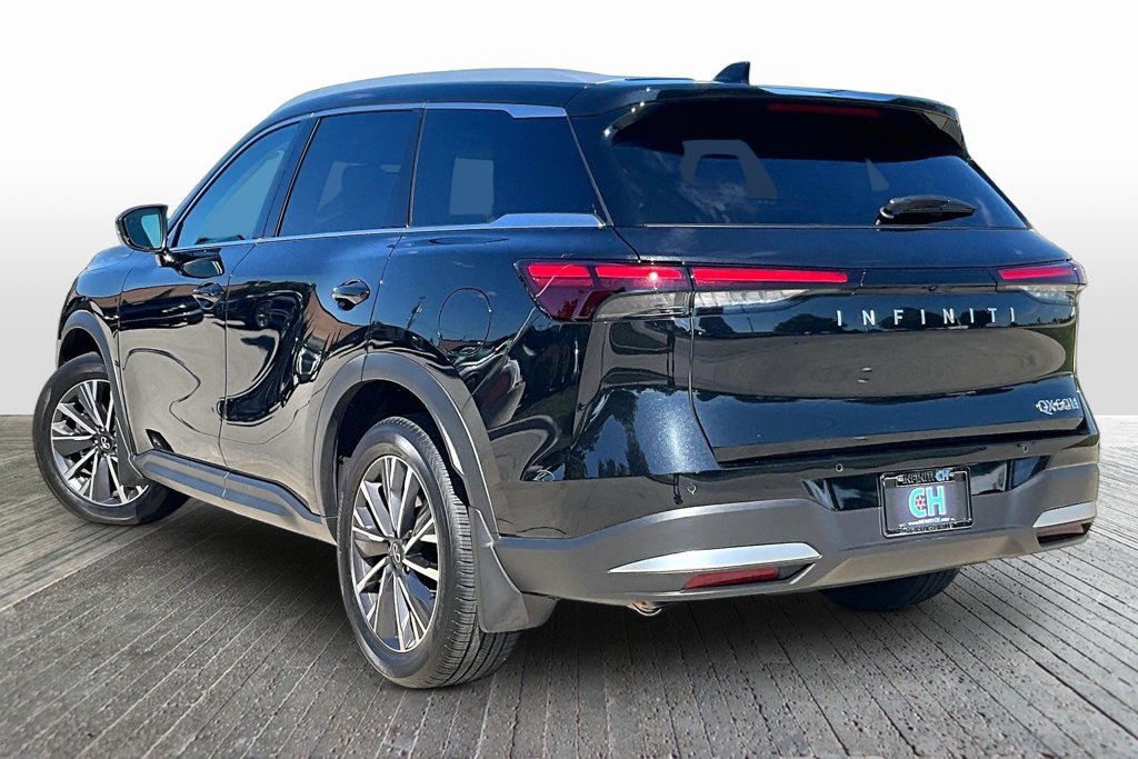 Certified 2027 INFINITI QX60 Luxe w/ Cargo Package AWD/4WD image 6