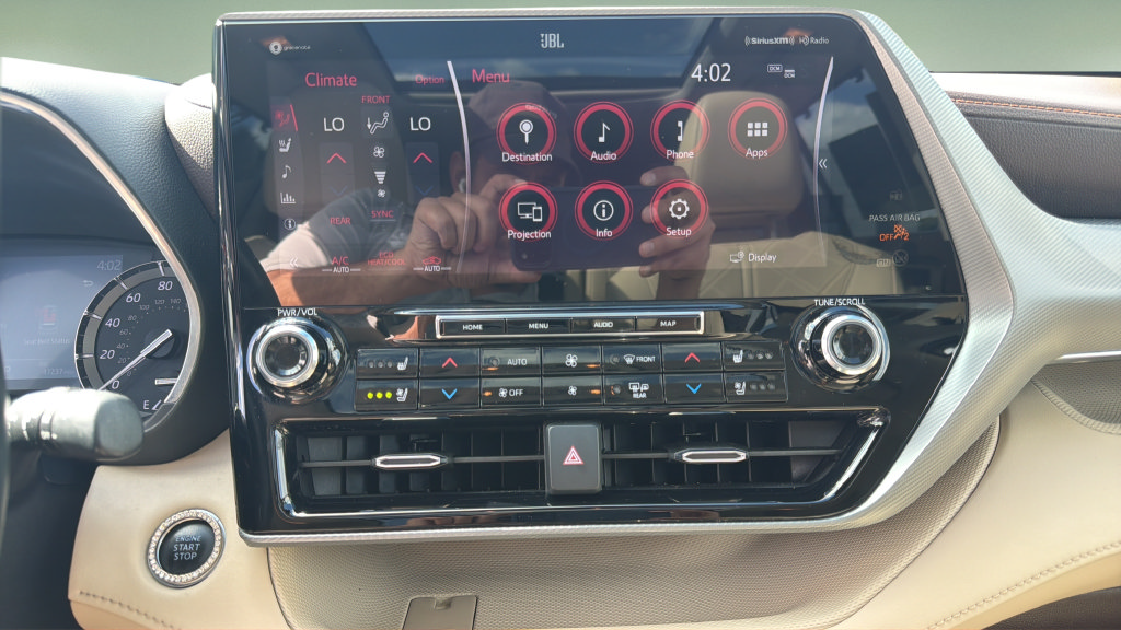 Used 2021 Toyota Highlander Platinum AWD/4WD image 31