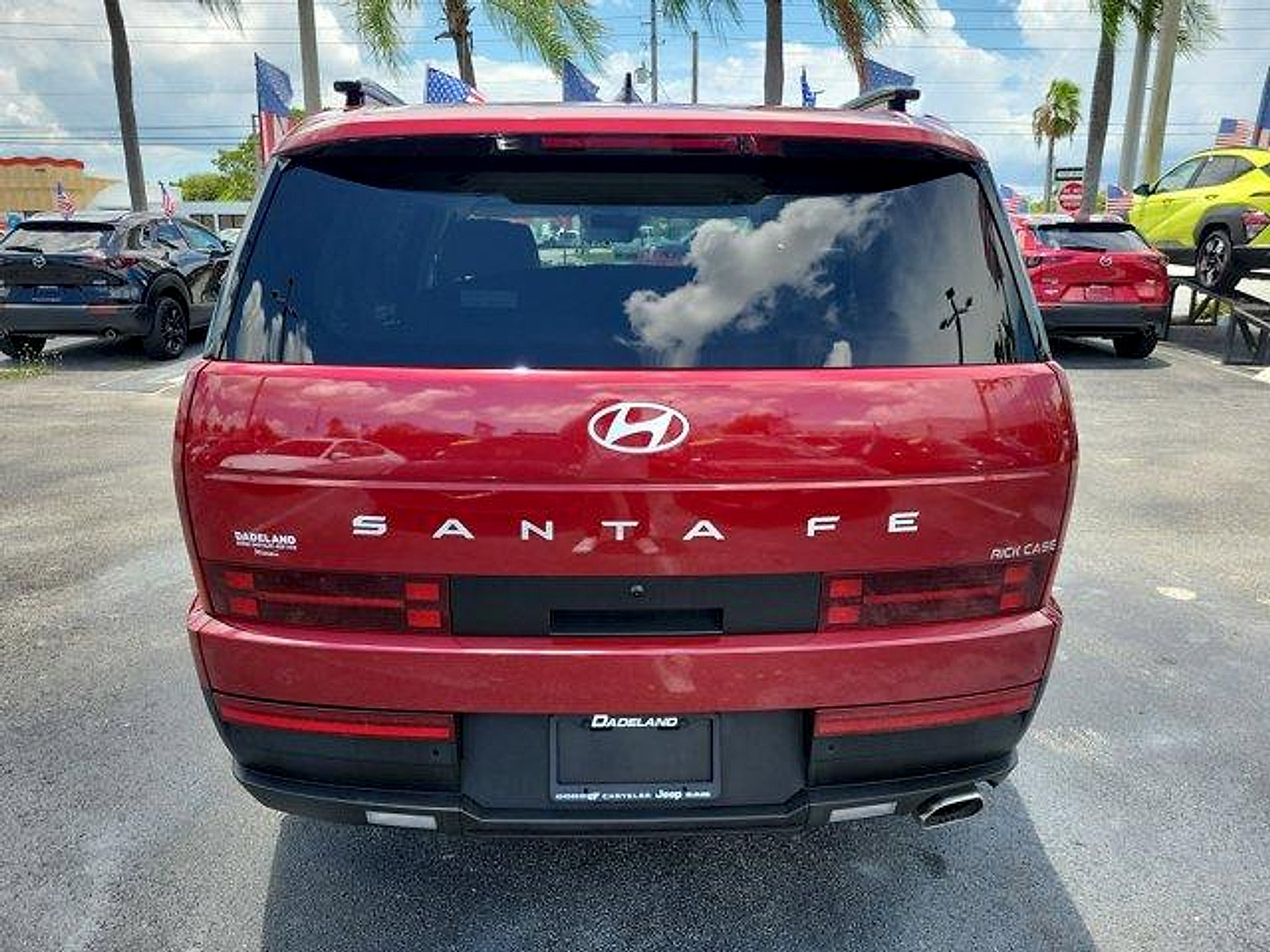 Used 2025 Hyundai Santa Fe SEL FWD image 5