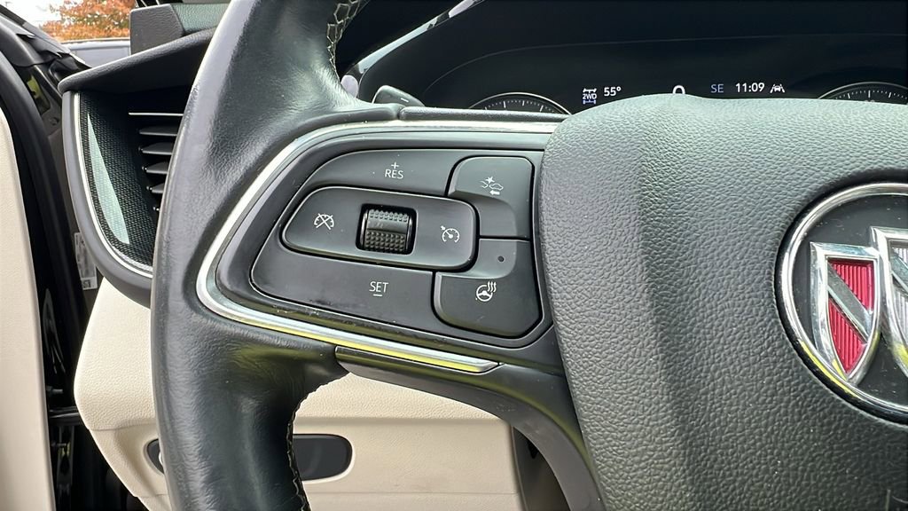 Used 2022 Buick Envision Essence w/ Safety Package image 34