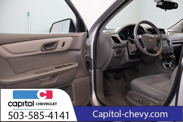 Used 2017 Chevrolet Traverse LS image 9