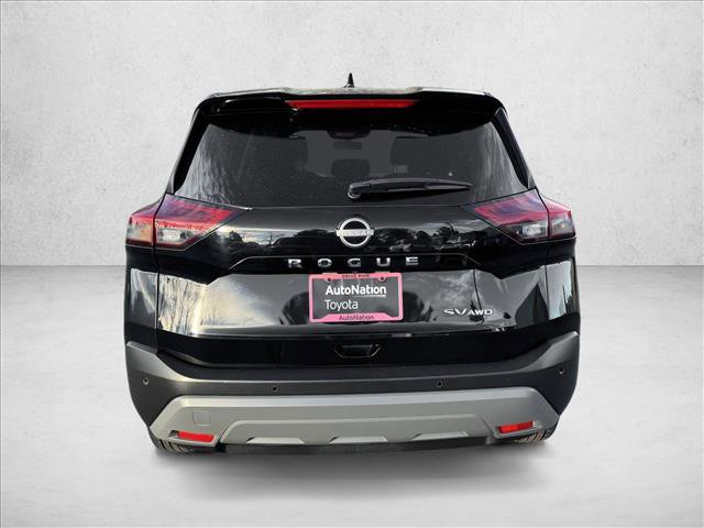 Used 2023 Nissan Rogue SV image 6