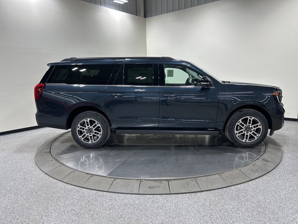 New 2026 Ford Expedition Max Active AWD/4WD image 5
