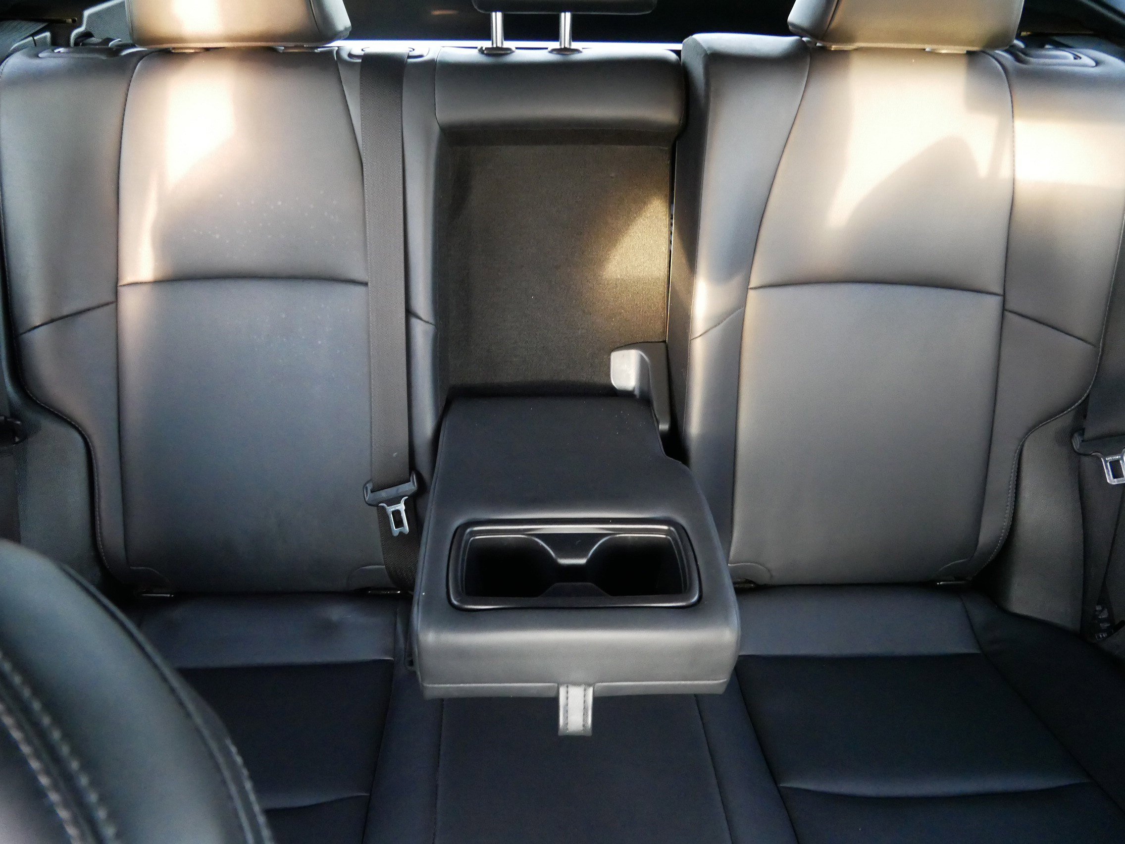 Used 2024 Toyota Venza XLE image 13