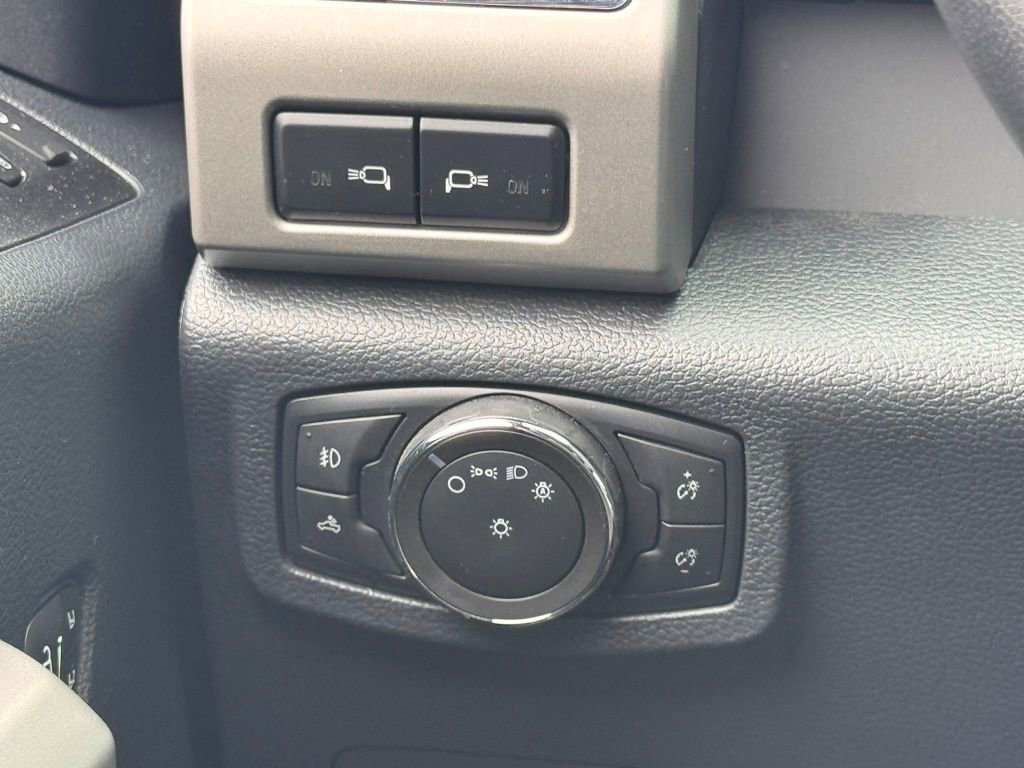 Certified 2022 Ford F250 Lariat w/ Black Appearance Package image 25