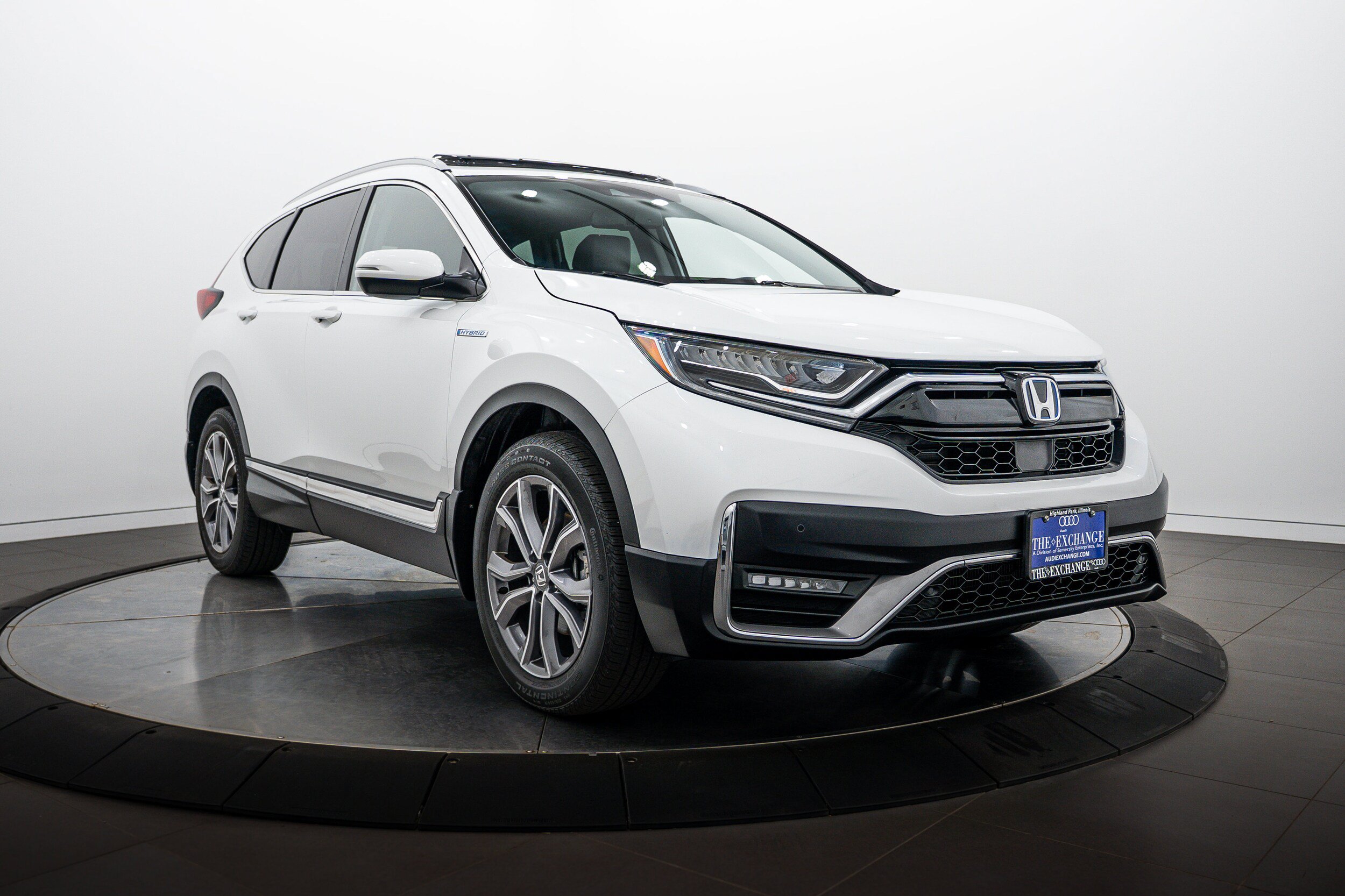 Used 2021 Honda CR-V Touring image 2