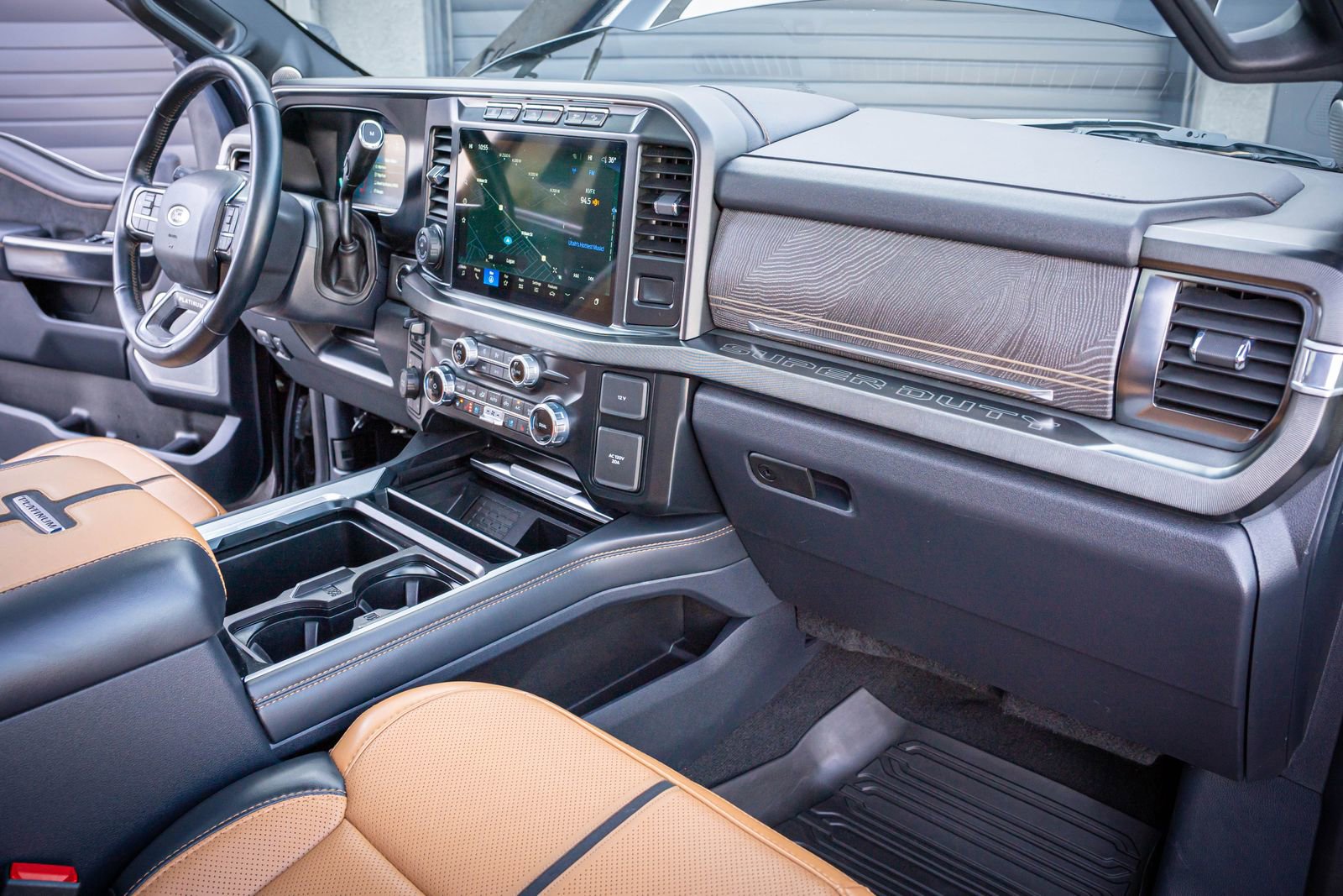 Used 2023 Ford F350 Platinum image 38