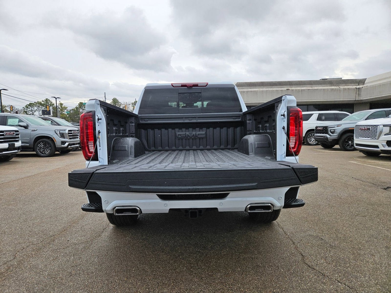 New 2026 GMC Sierra 1500 Denali image 4