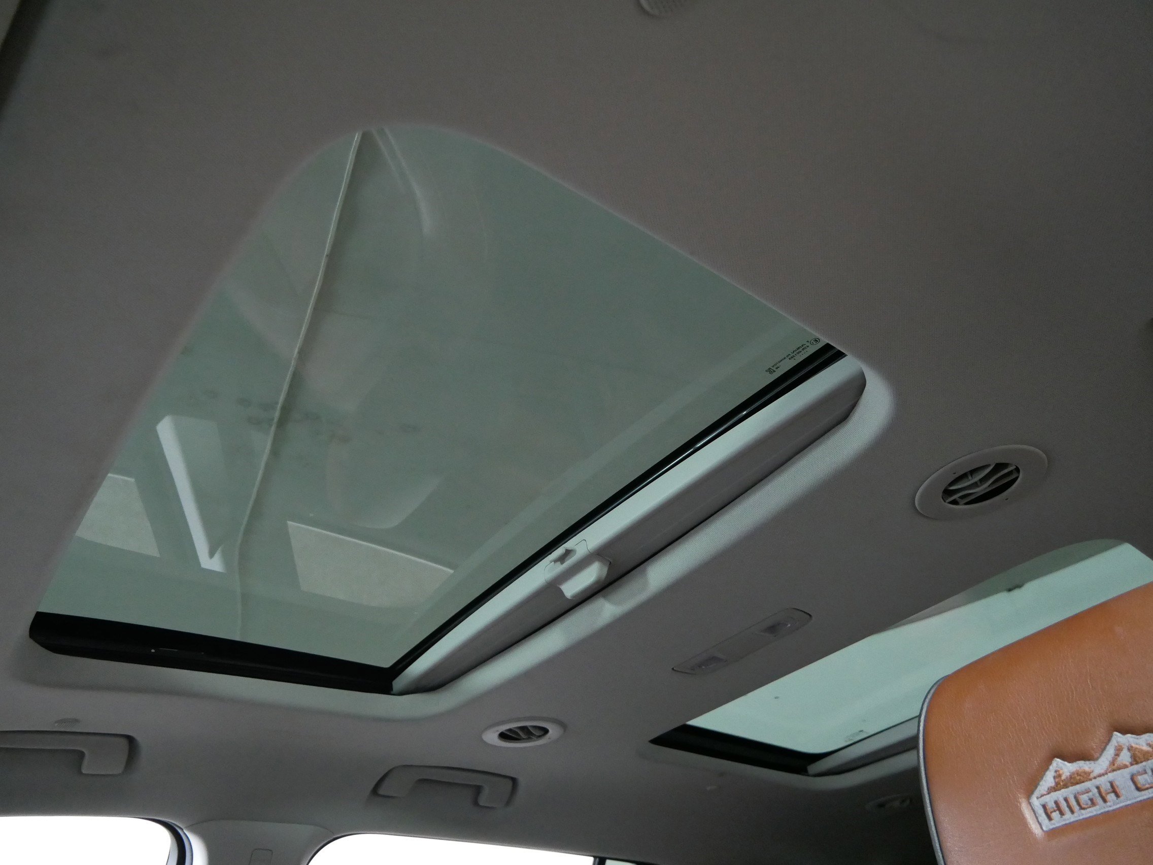 Used 2021 Chevrolet Traverse High Country image 29