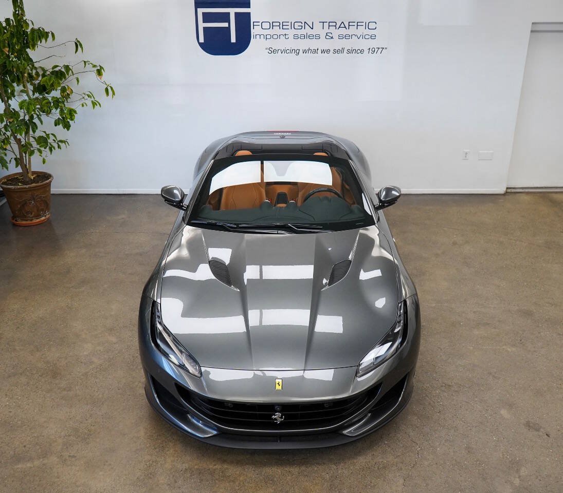 Used 2019 Ferrari Portofino RWD image 53