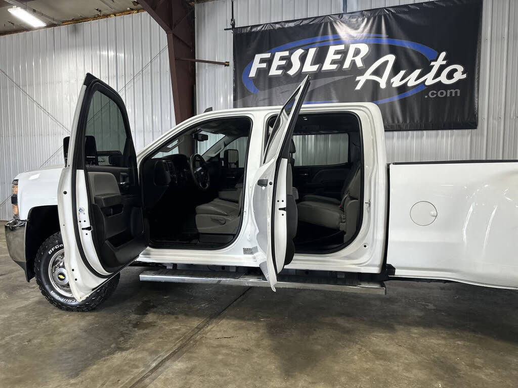 Used 2016 Chevrolet Silverado 3500 W/T w/ WT Convenience Package image 9