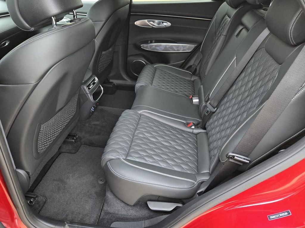 Used 2024 Genesis GV70 3.5T Sport w/ Sport Advanced Package image 22