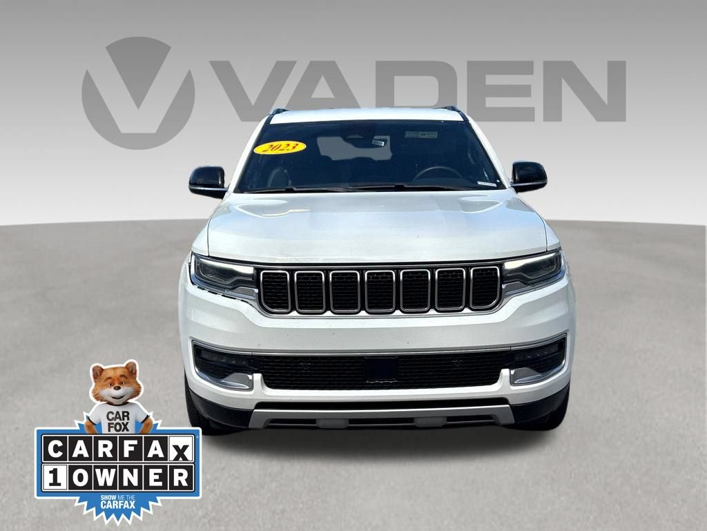 Used 2023 Jeep Wagoneer L Series II AWD/4WD image 2