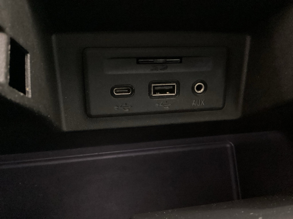 Used 2019 GMC Sierra 1500 AT4 w/ AT4 Premium Package AWD/4WD image 37