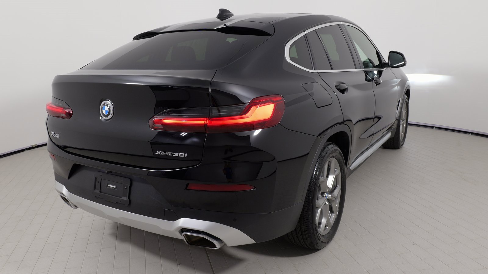 Used 2022 BMW X4 xDrive30i w/ Convenience Package image 21