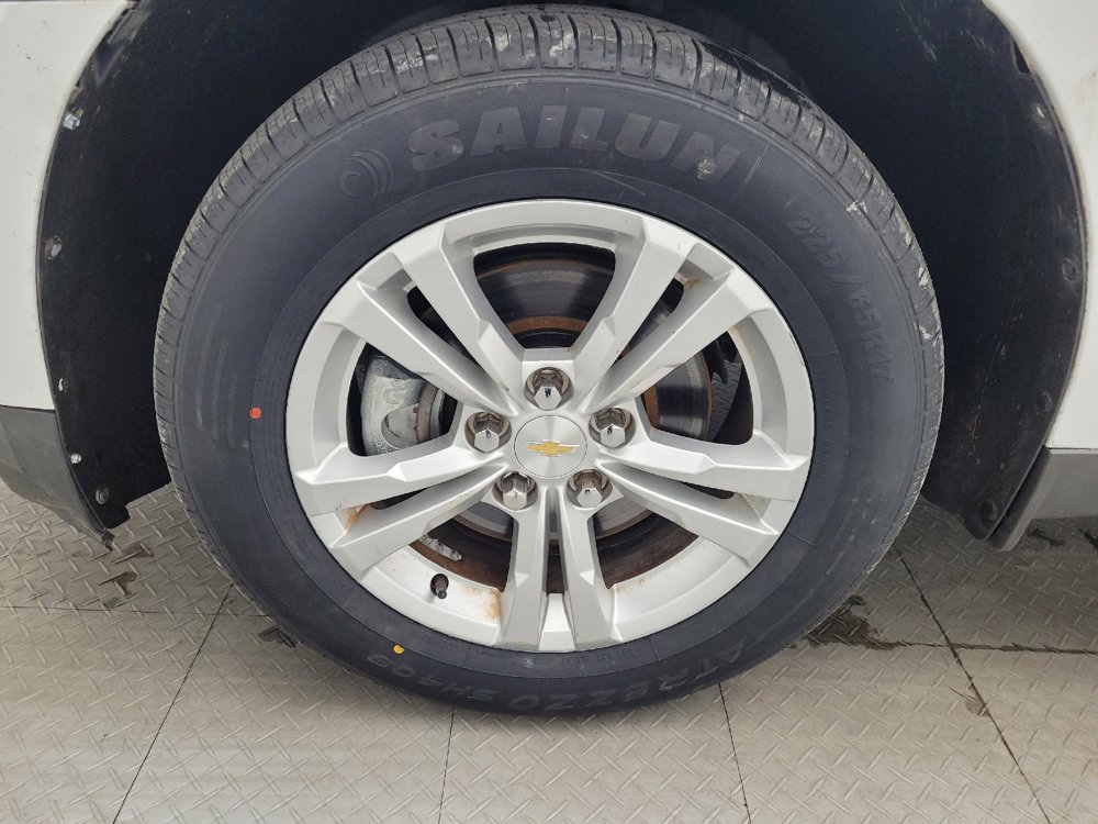 Used 2015 Chevrolet Equinox LS image 31