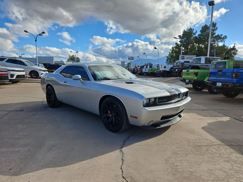 Used 2008 Dodge Challenger SRT8 RWD image 4