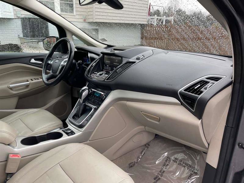 Used 2013 Ford C-MAX SEL image 24
