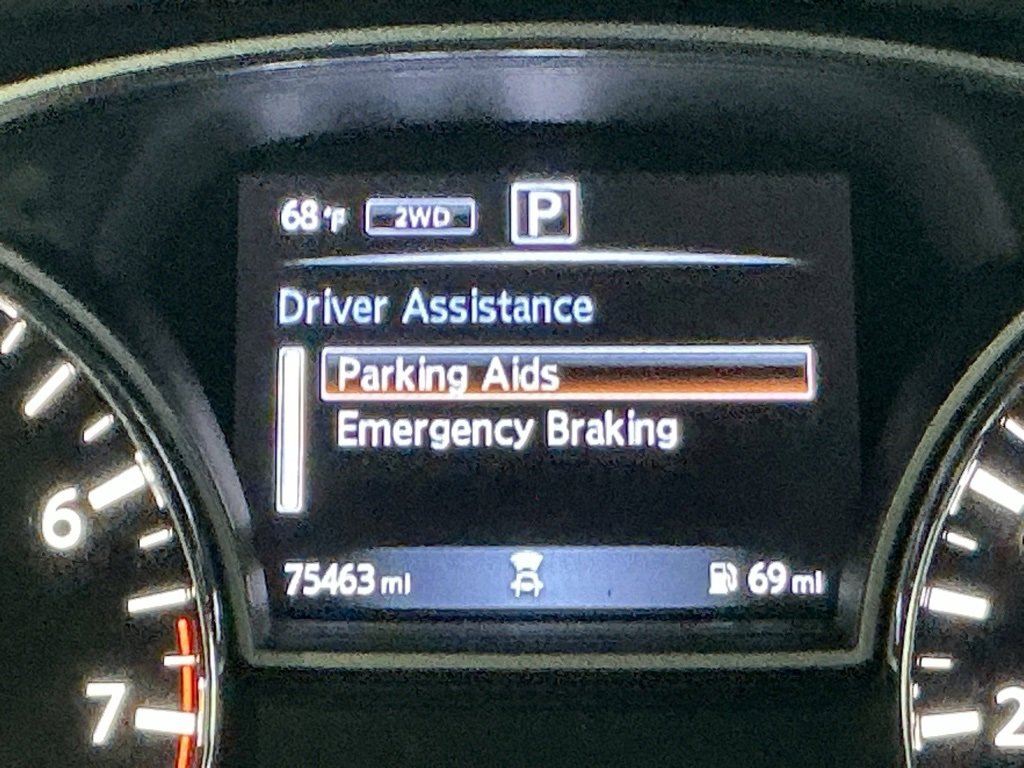 Used 2018 Nissan Pathfinder SV image 7