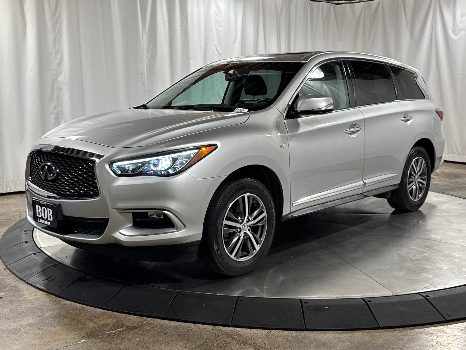 Used 2016 INFINITI QX60 Luxe AWD/4WD video 1