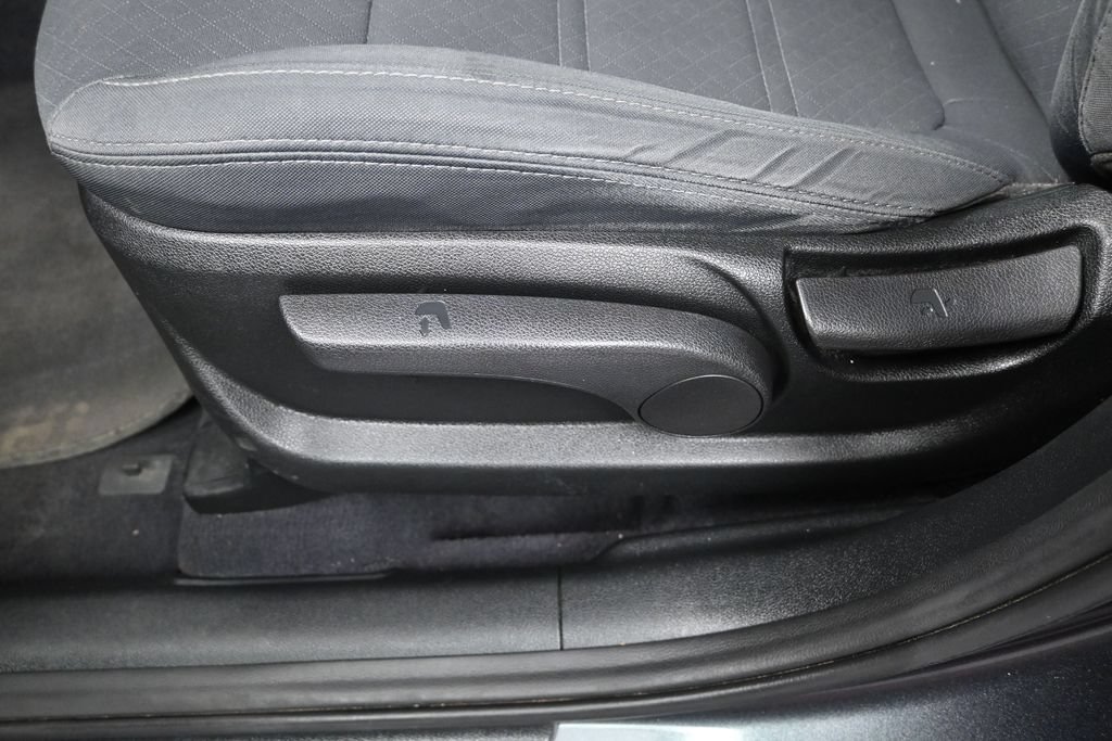 Used 2020 Kia Sorento FWD V6 image 11