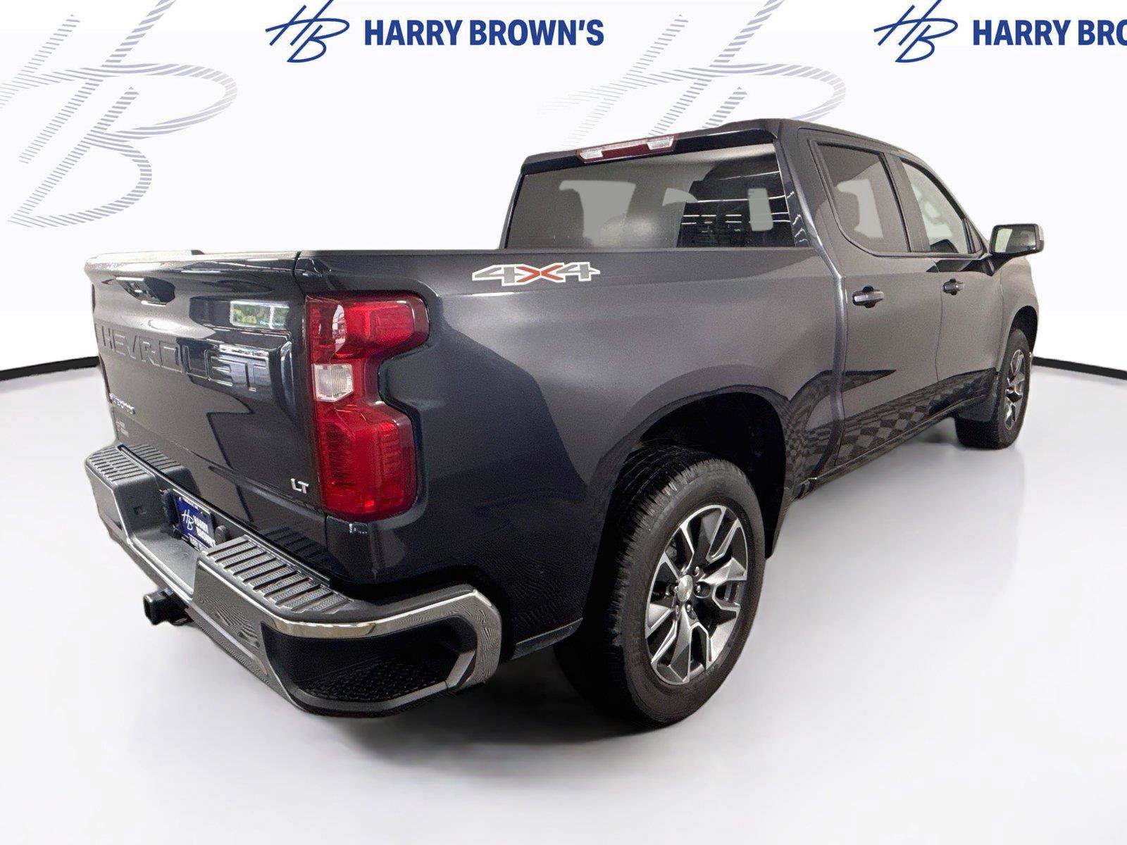 Used 2024 Chevrolet Silverado 1500 LT AWD/4WD image 30