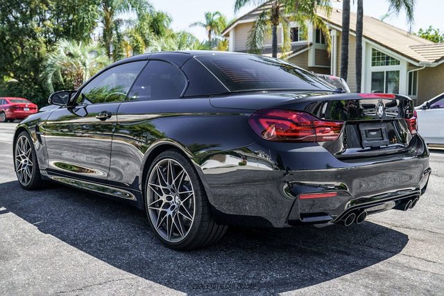 Used 2020 BMW M4 Convertible w/ Competition Package RWD image 16