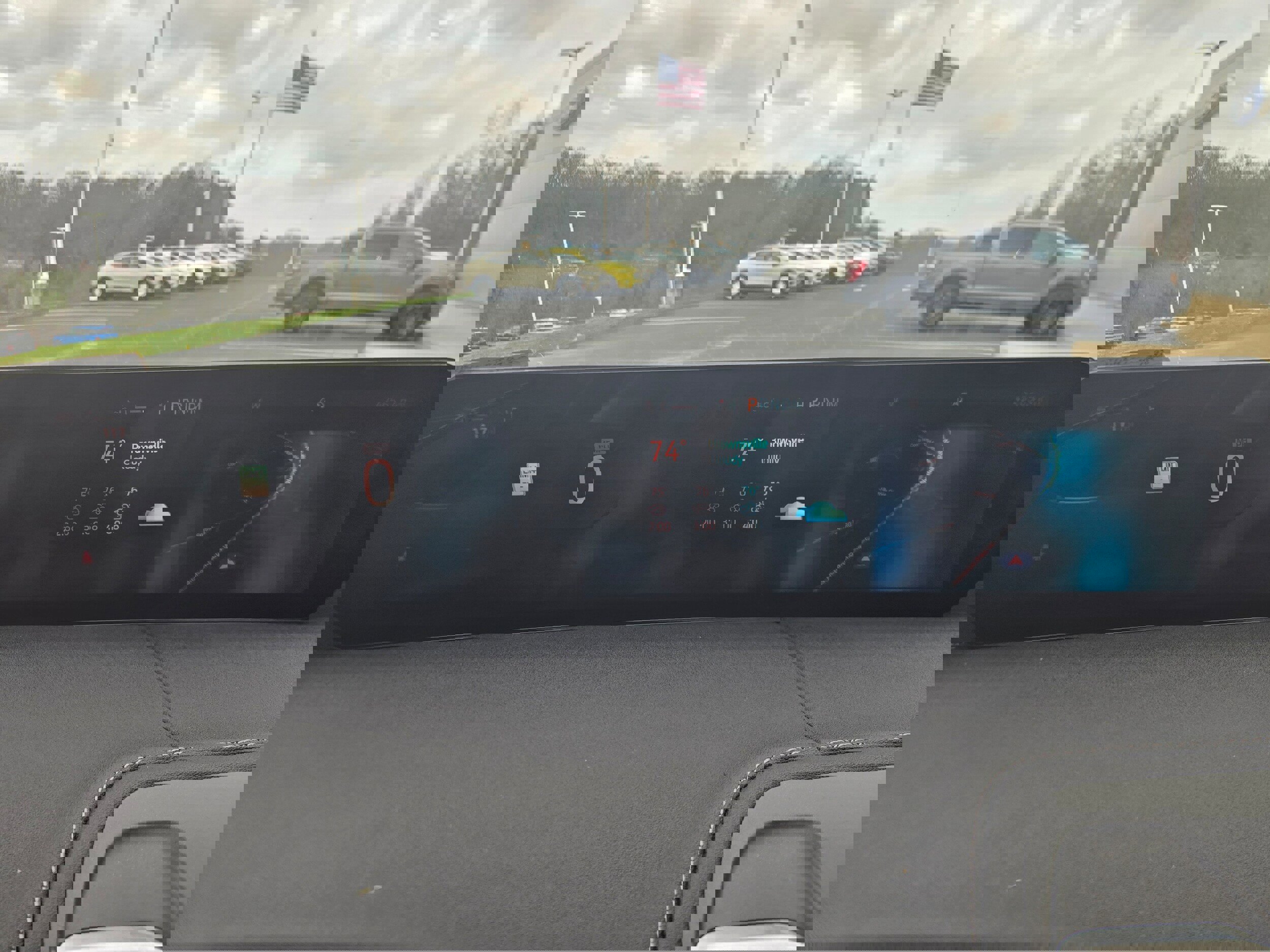 Certified 2025 Ford Expedition Platinum image 18