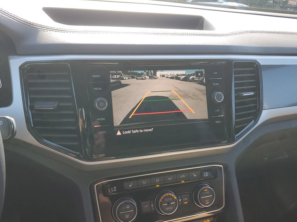 Certified 2023 Volkswagen Atlas Cross Sport SE w/ Black Wheel Package FWD image 27