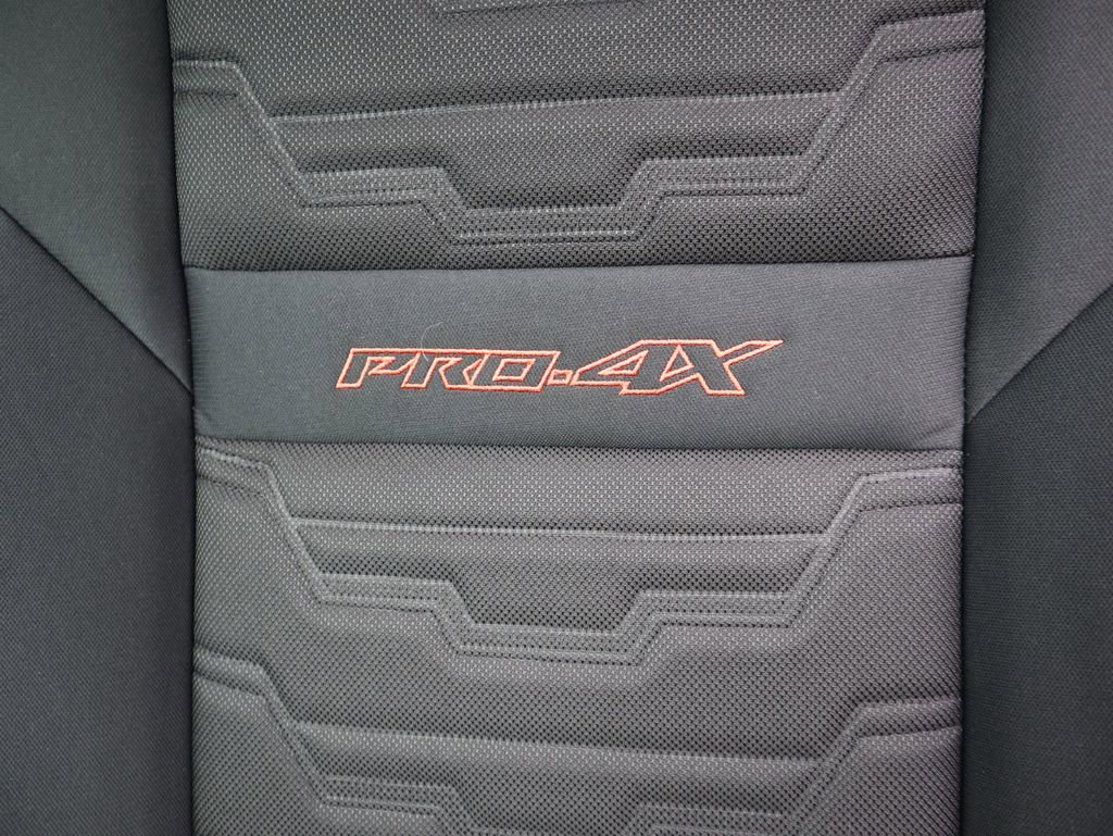New 2026 Nissan Frontier PRO-4X w/ Pro-4x Convenience Package image 14