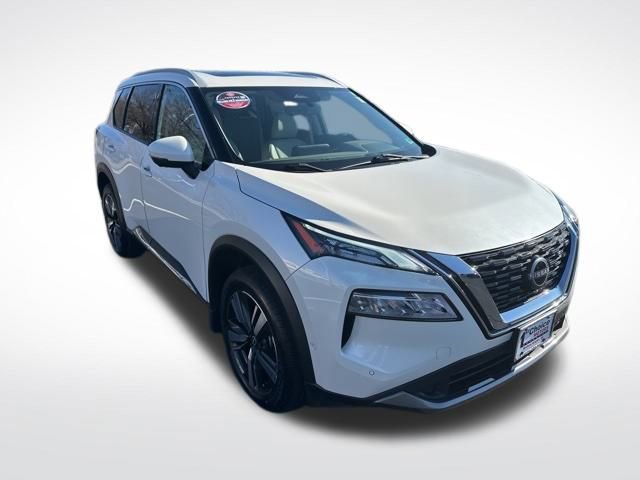 Used 2023 Nissan Rogue SL w/ SL Premium Package image 8