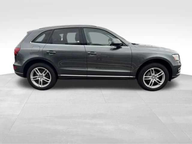 Used 2016 Audi Q5 2.0T Premium Plus AWD/4WD image 2