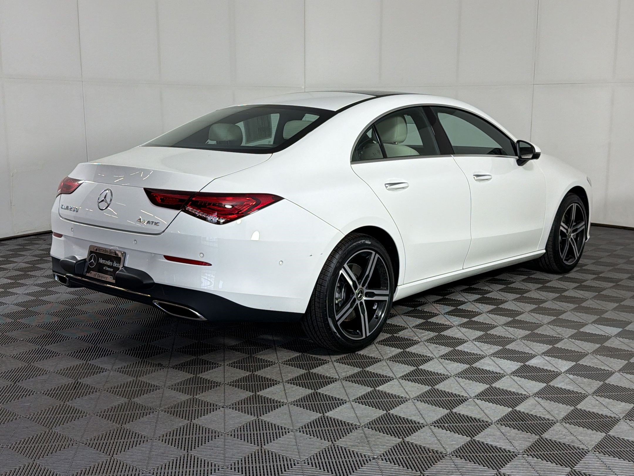 Certified 2022 Mercedes-Benz CLA 250 4MATIC image 9