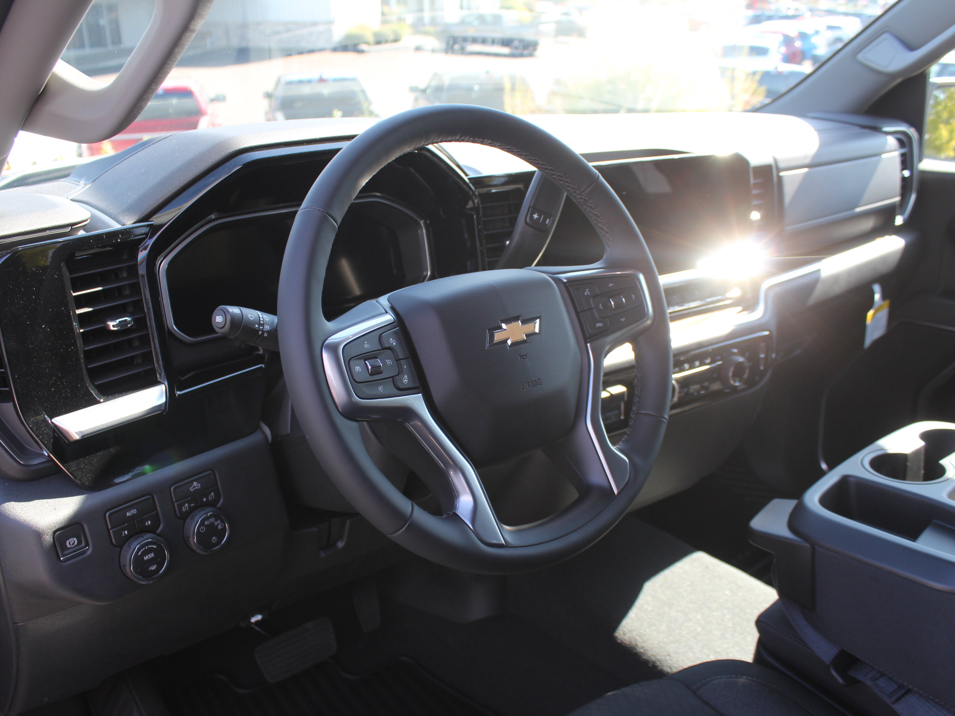 New 2026 Chevrolet Silverado 1500 LT AWD/4WD image 12