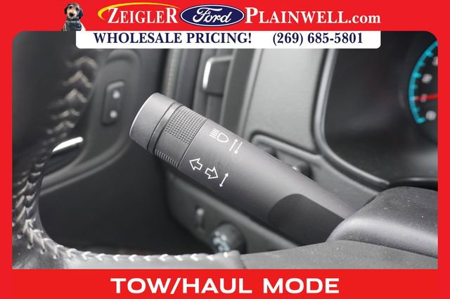 Used 2022 GMC Canyon Denali w/ Denali Black Edition Package image 19