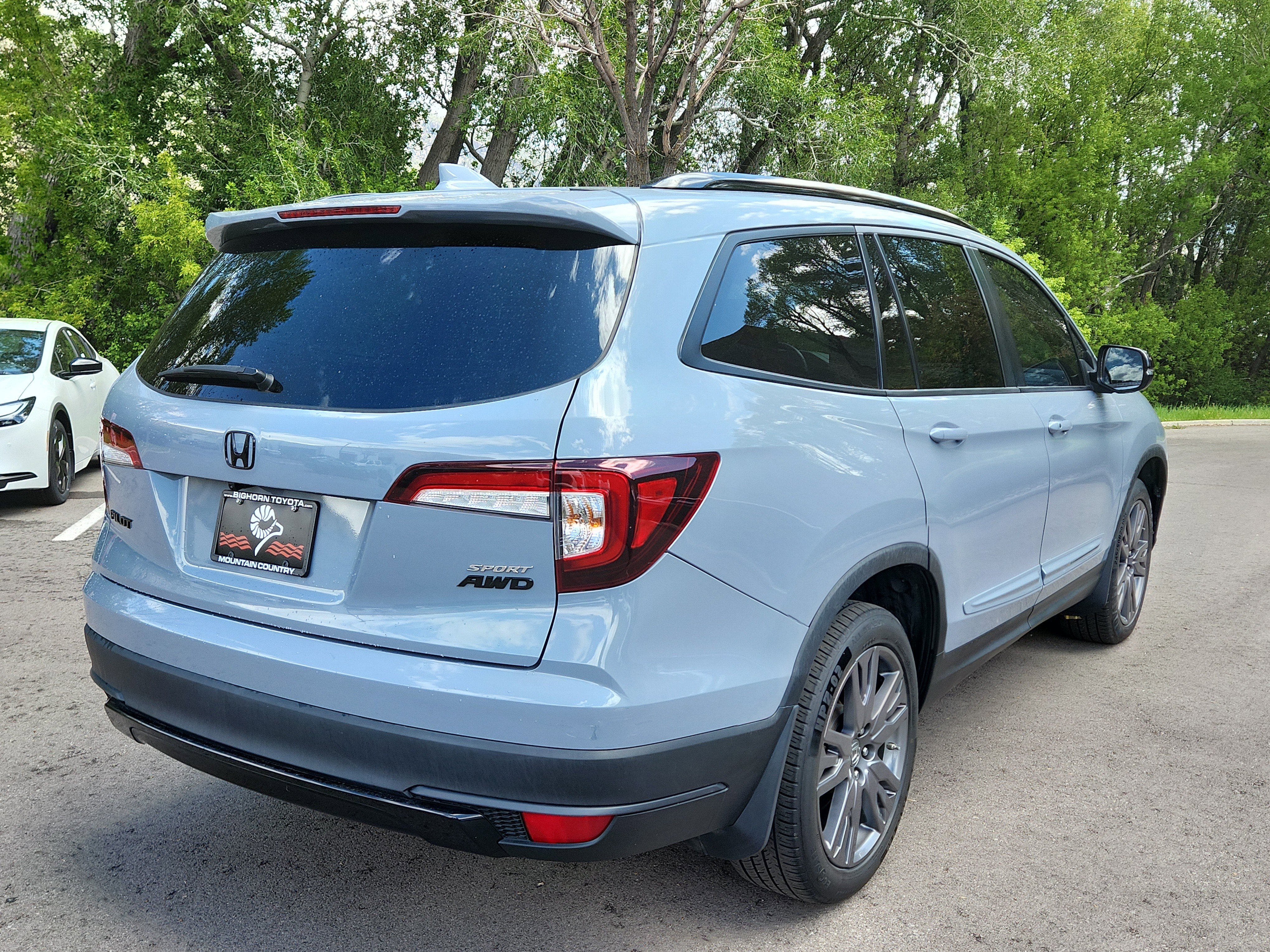Used 2022 Honda Pilot Sport image 3