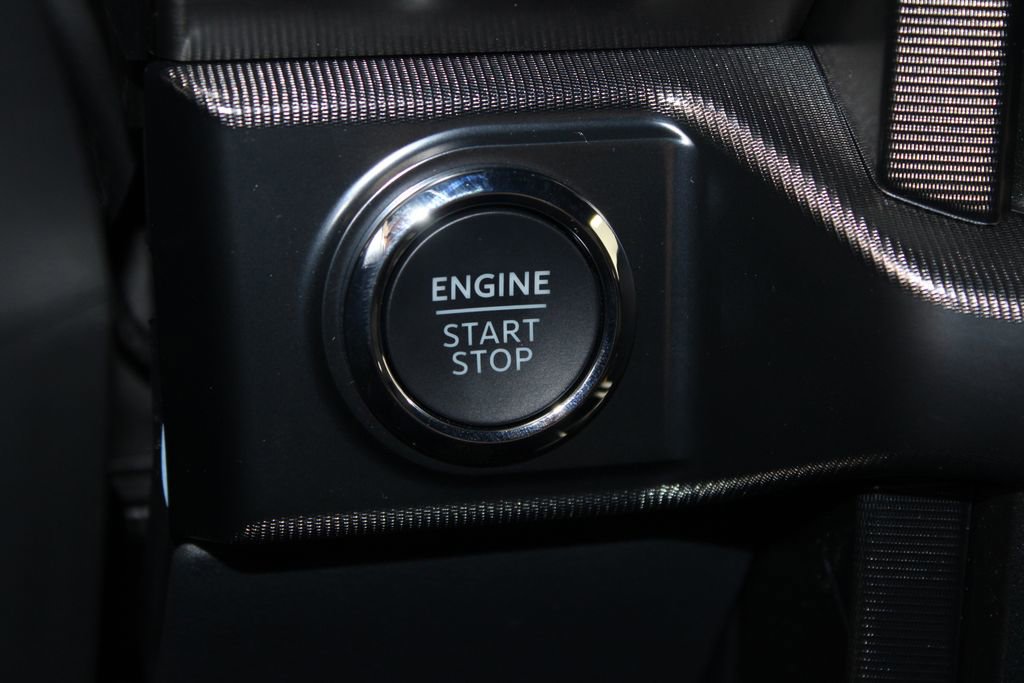 New 2025 Ford F150 Platinum w/ FX4 Off-Road Package image 40