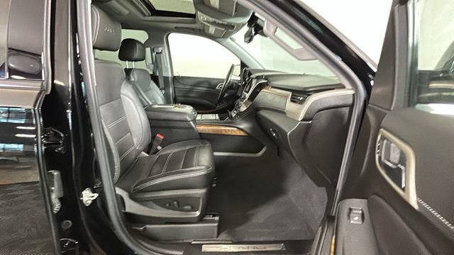 Used 2020 GMC Yukon XL Denali w/ Open Road Package AWD/4WD image 31