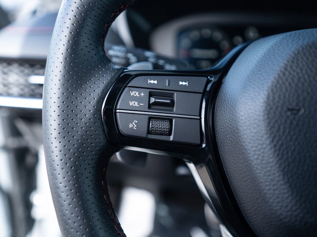 Certified 2025 Acura ADX A-Spec image 25