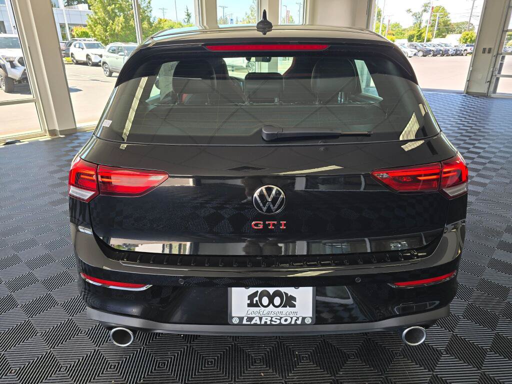 New 2026 Volkswagen GTI SE FWD image 4