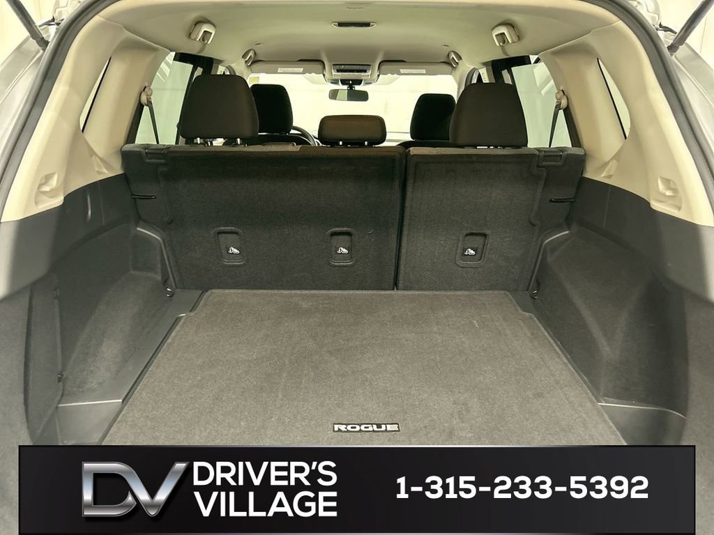 Certified 2023 Nissan Rogue SV image 21