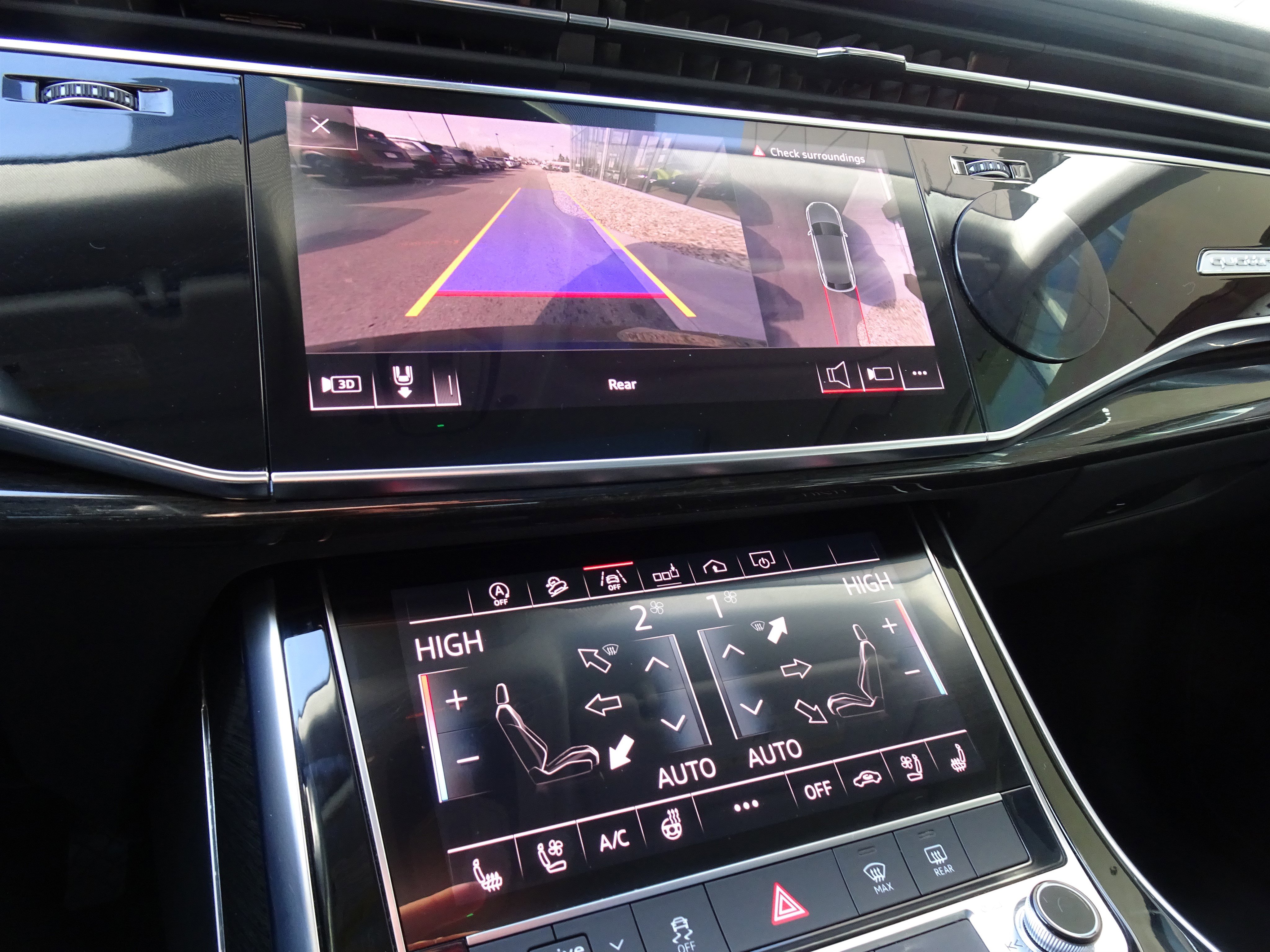 Used 2019 Audi Q8 Premium Plus w/ Premium Plus image 21