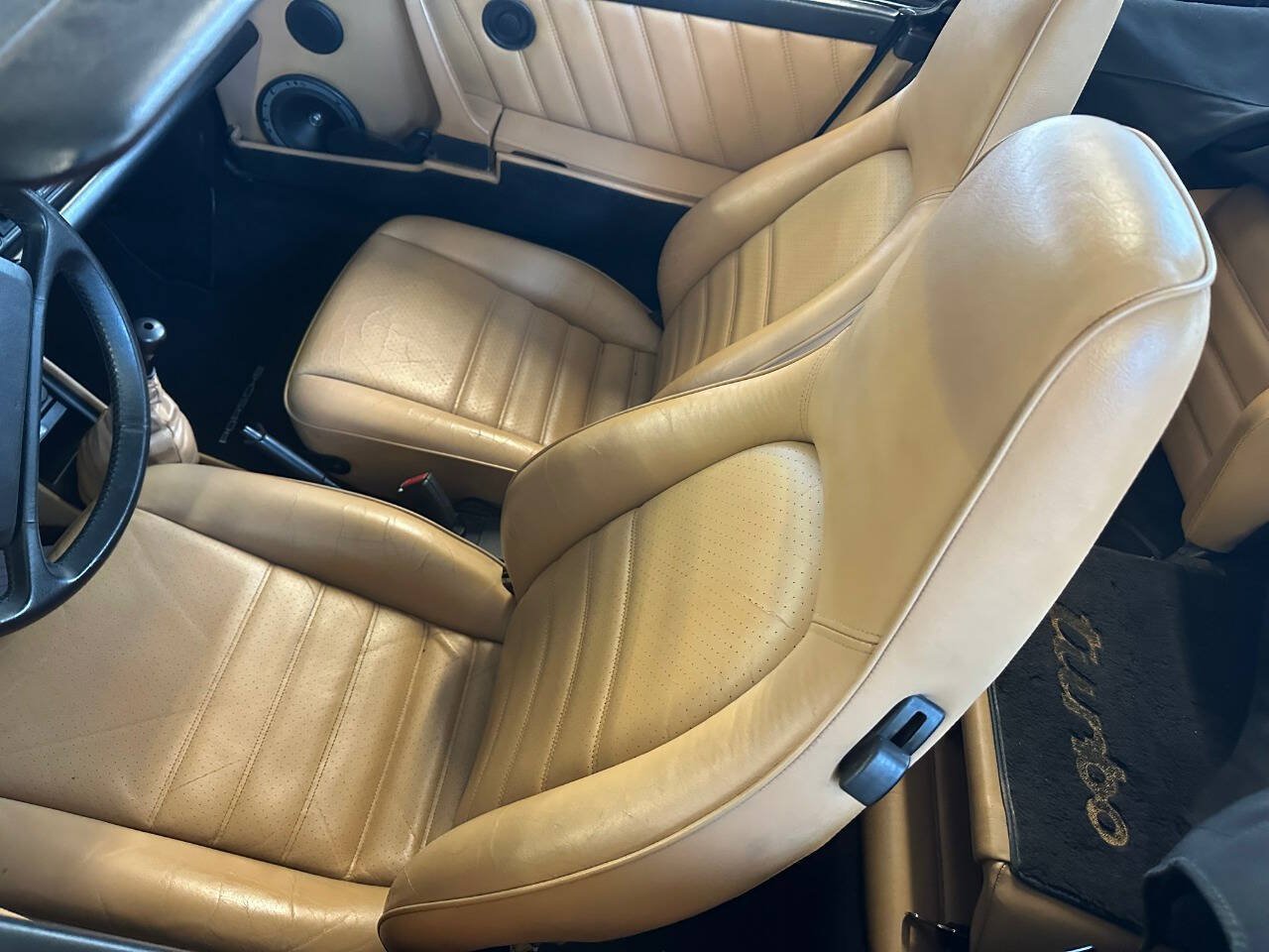 Used 1988 Porsche 911 Carrera RWD image 24