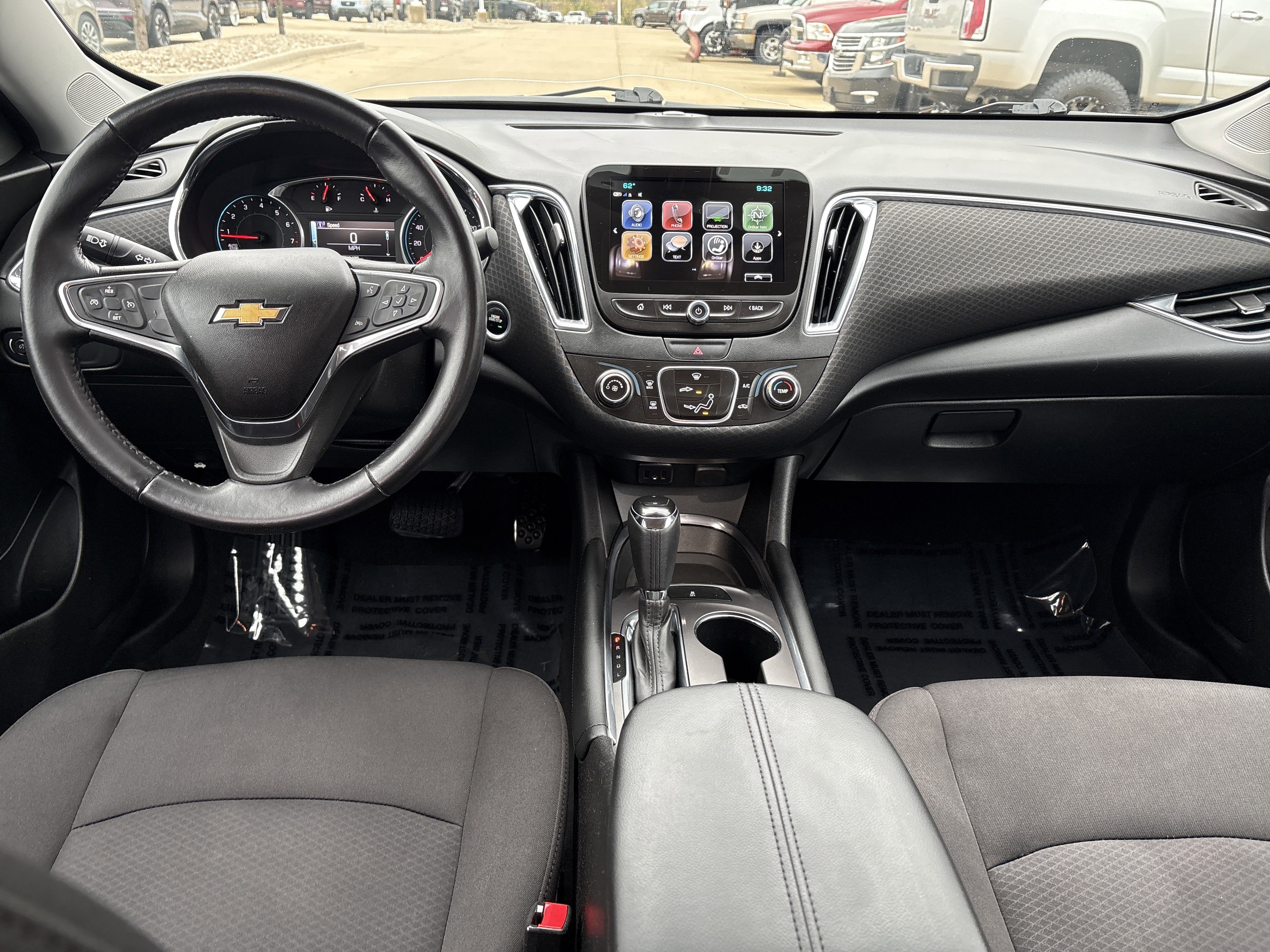 Used 2018 Chevrolet Malibu LT image 25